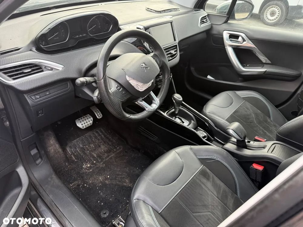 Peugeot 2008 PureTech 110 Stop&Start EAT6 Crossway - 8