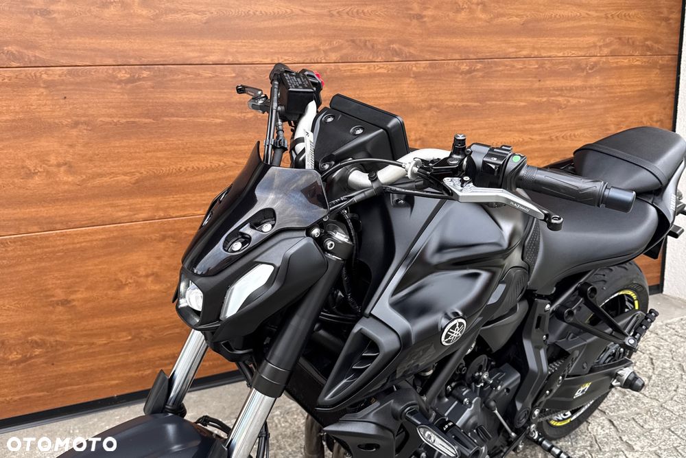 Yamaha MT - 21