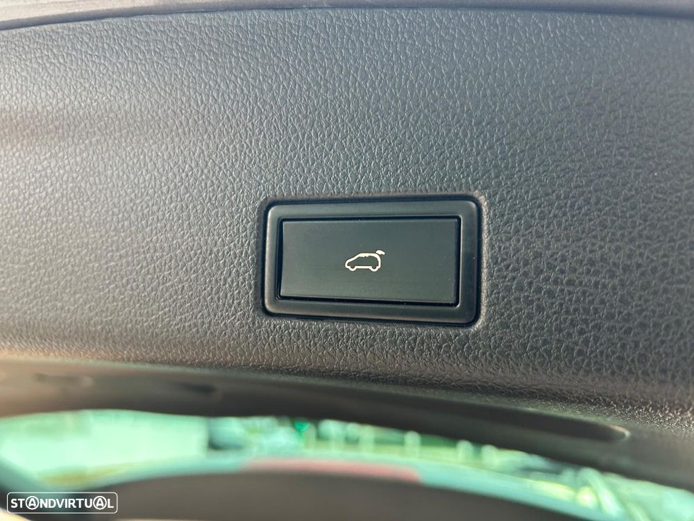 VW Sharan 2.0 TDI Highline DSG - 27