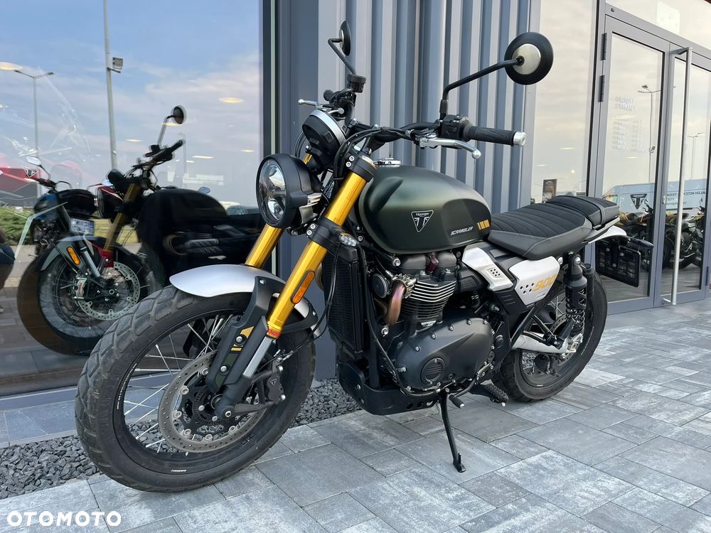 Triumph Scrambler - 1