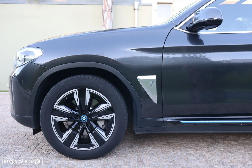 BMW iX3 Inspiring - 9