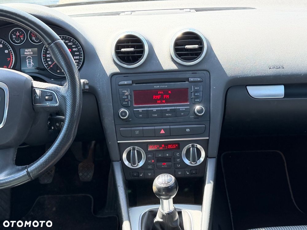 Audi A3 Sportback 1.6 Ambition - 27