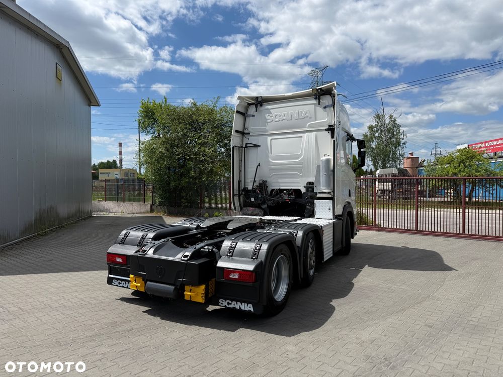 Scania - 10