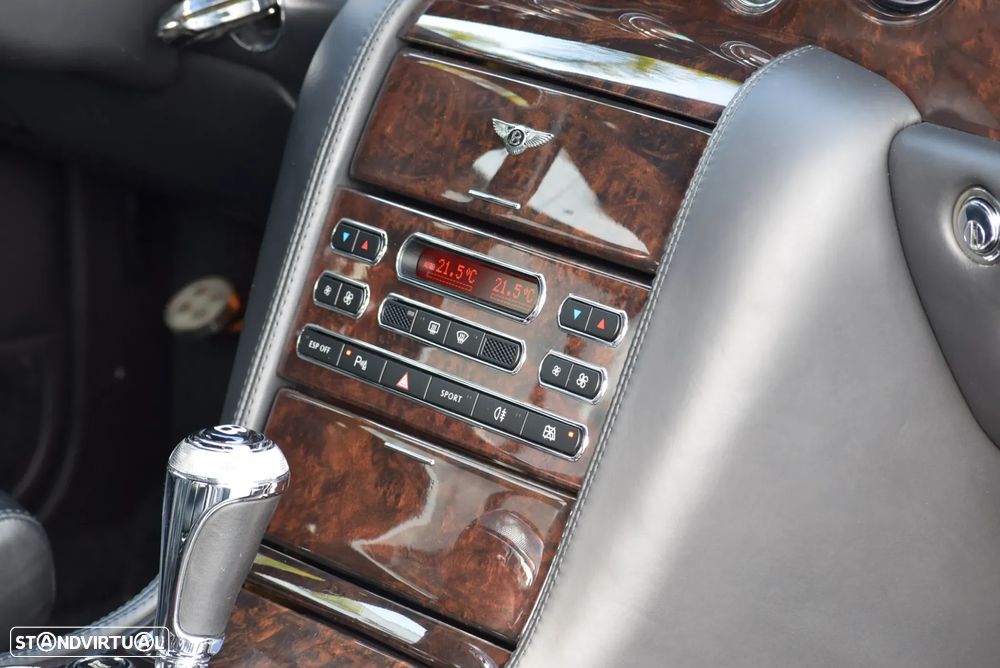 Bentley Brooklands - 38