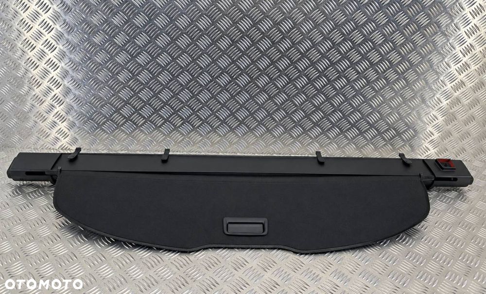 PORSCHE CAYENNE II 10-17R ROLETA BAGAZNIKA CZARNA 7P5867773H - 1