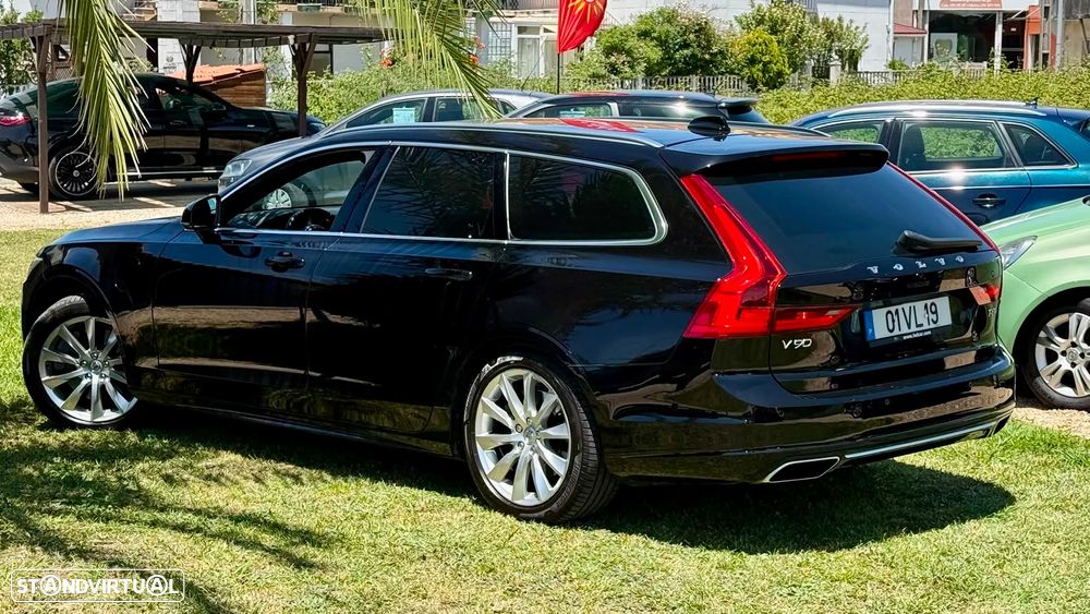 Volvo V90 2.0 T8 Momentum Plus AWD Geartronic - 5