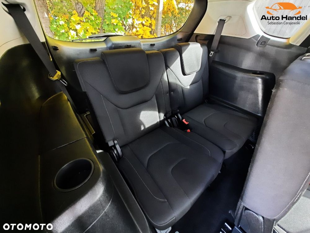 Ford S-Max 2.0 TDCi Titanium PowerShift - 37