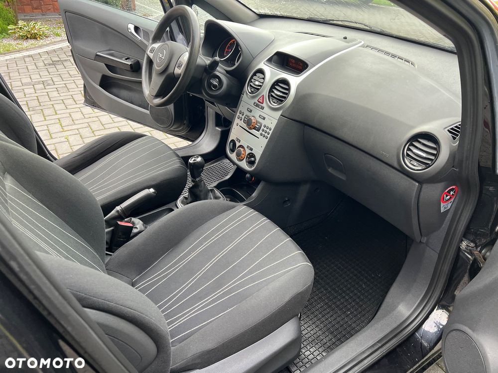 Opel Corsa 1.2 16V - 11