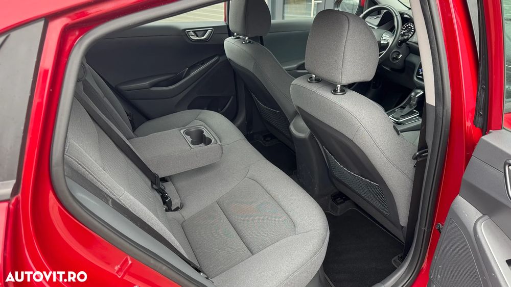 Hyundai IONIQ 1.6 GDI Style - 11