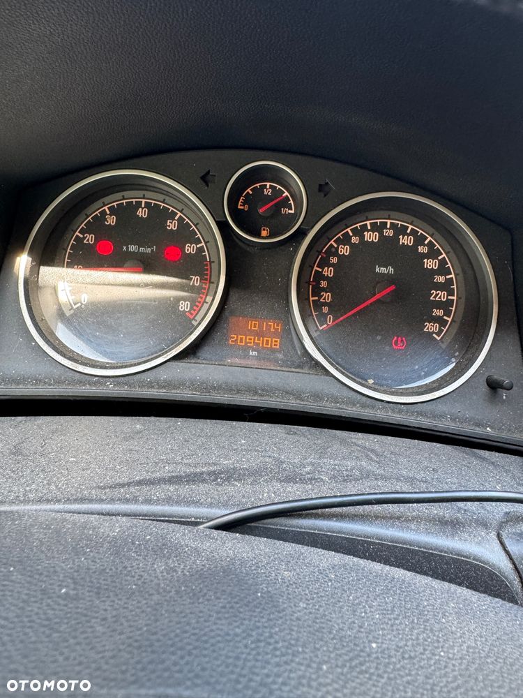 Opel Astra 2.0 Turbo Cosmo - 11