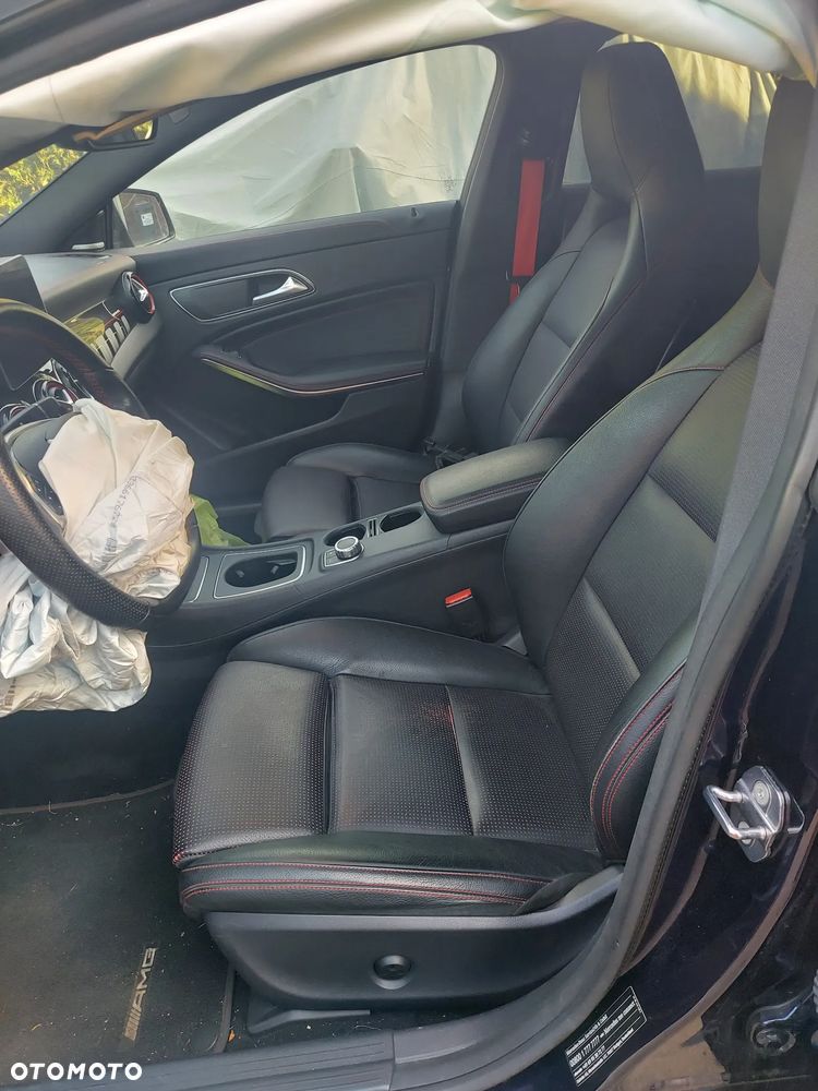 Mercedes-Benz CLA 220 4Matic 7G-DCT AMG Line - 7