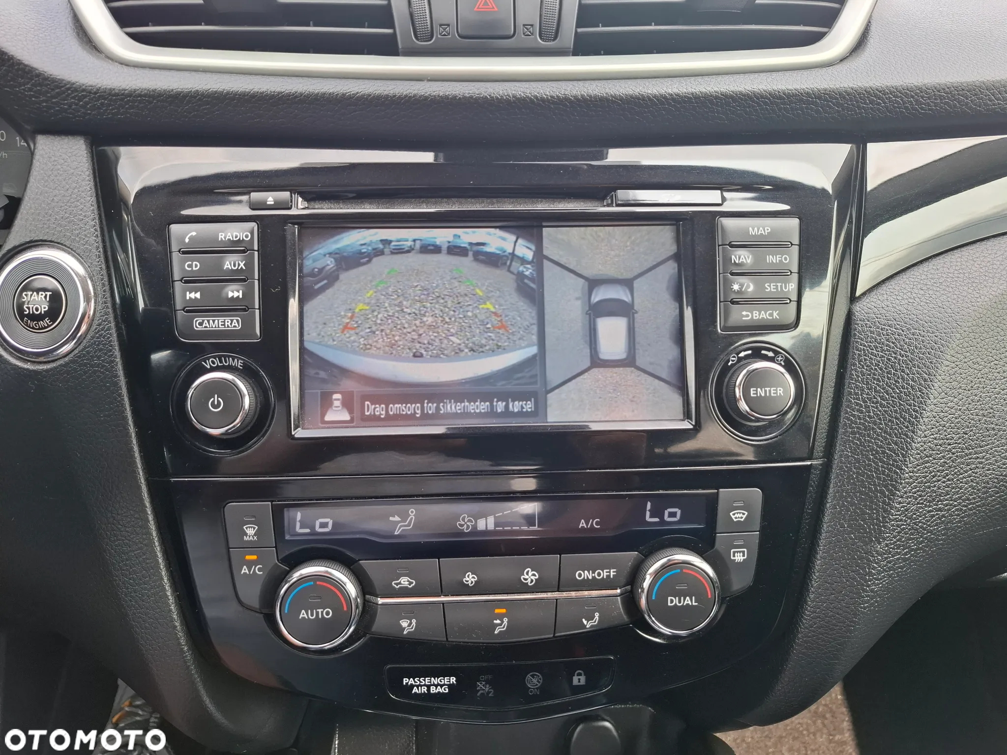 Nissan Qashqai 1.2 DIG-T Acenta Xtronic - 24