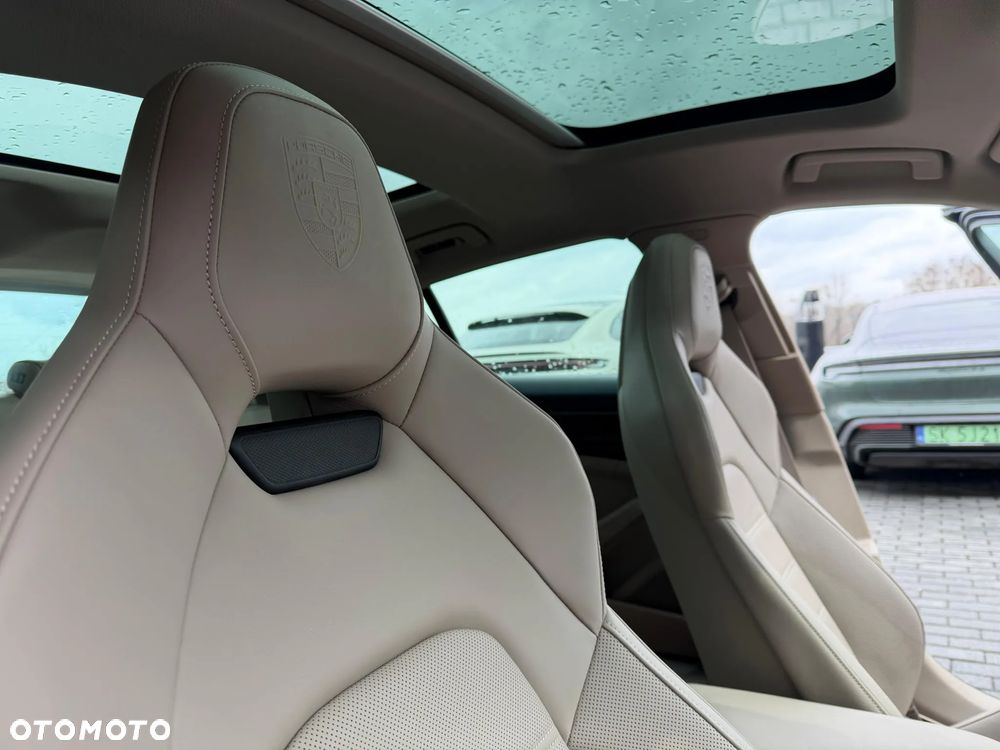 Porsche Panamera - 26