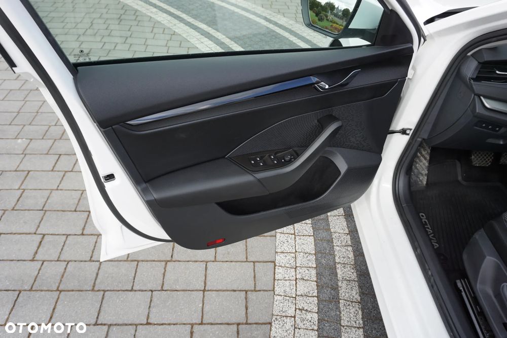 Skoda Octavia 1.5 TSI e-Tec Ambition DSG - 13