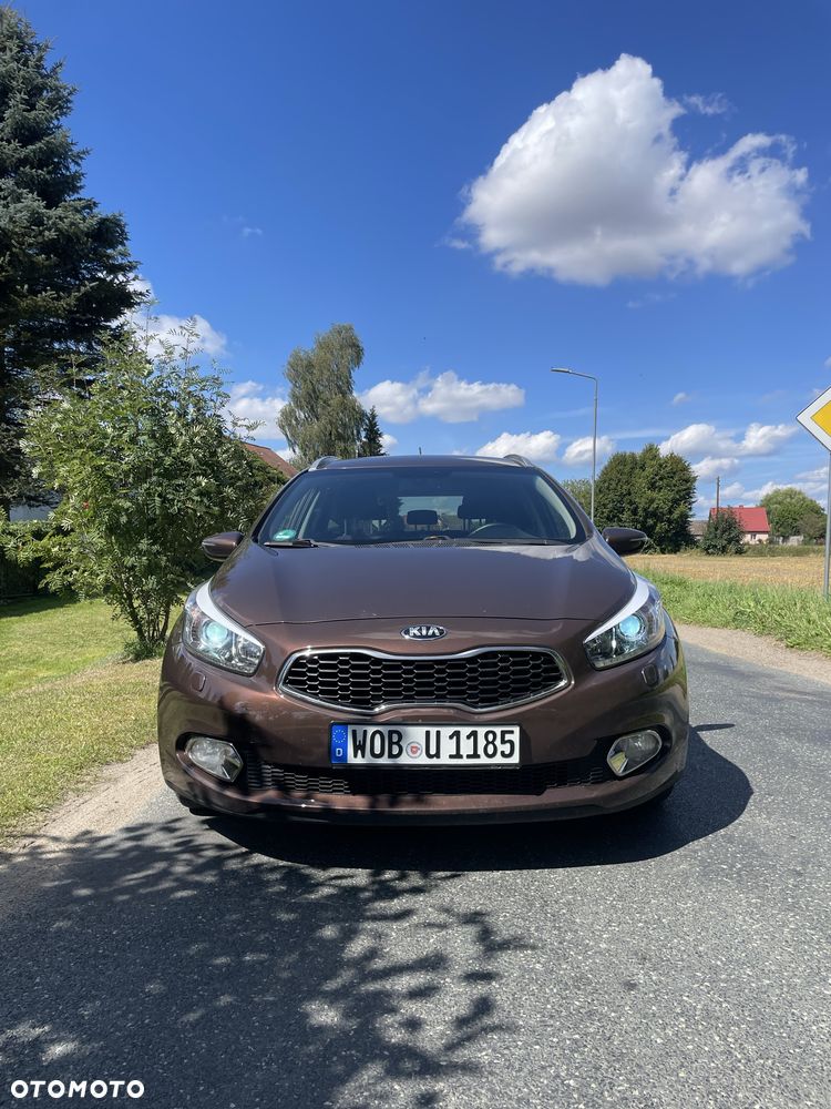 Kia Ceed - 6