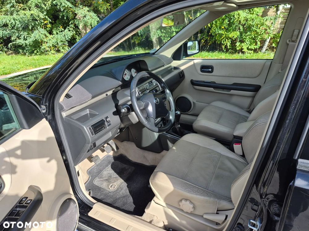 Nissan X-Trail 2.0 4x4 Comfort - 7