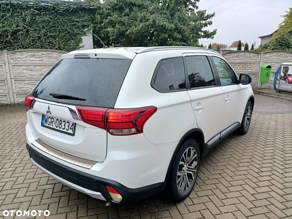 Mitsubishi Outlander - 6