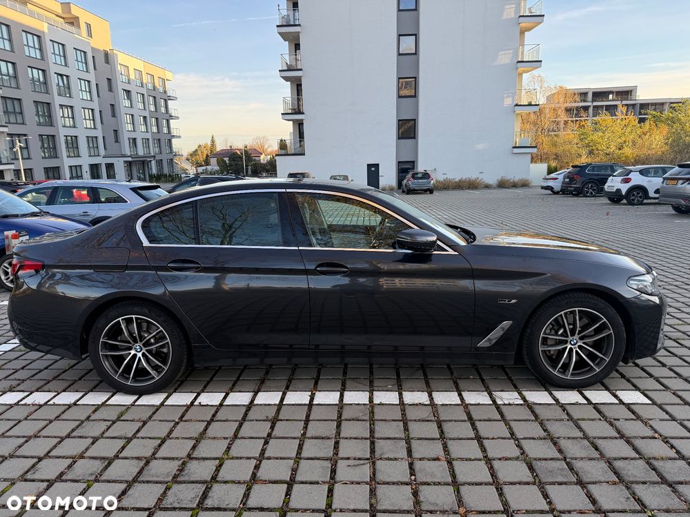 BMW Seria 5 530e Luxury Line - 8