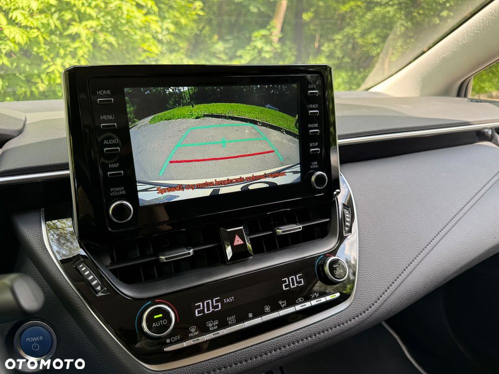Toyota Corolla 1.8 Hybrid Comfort - 21