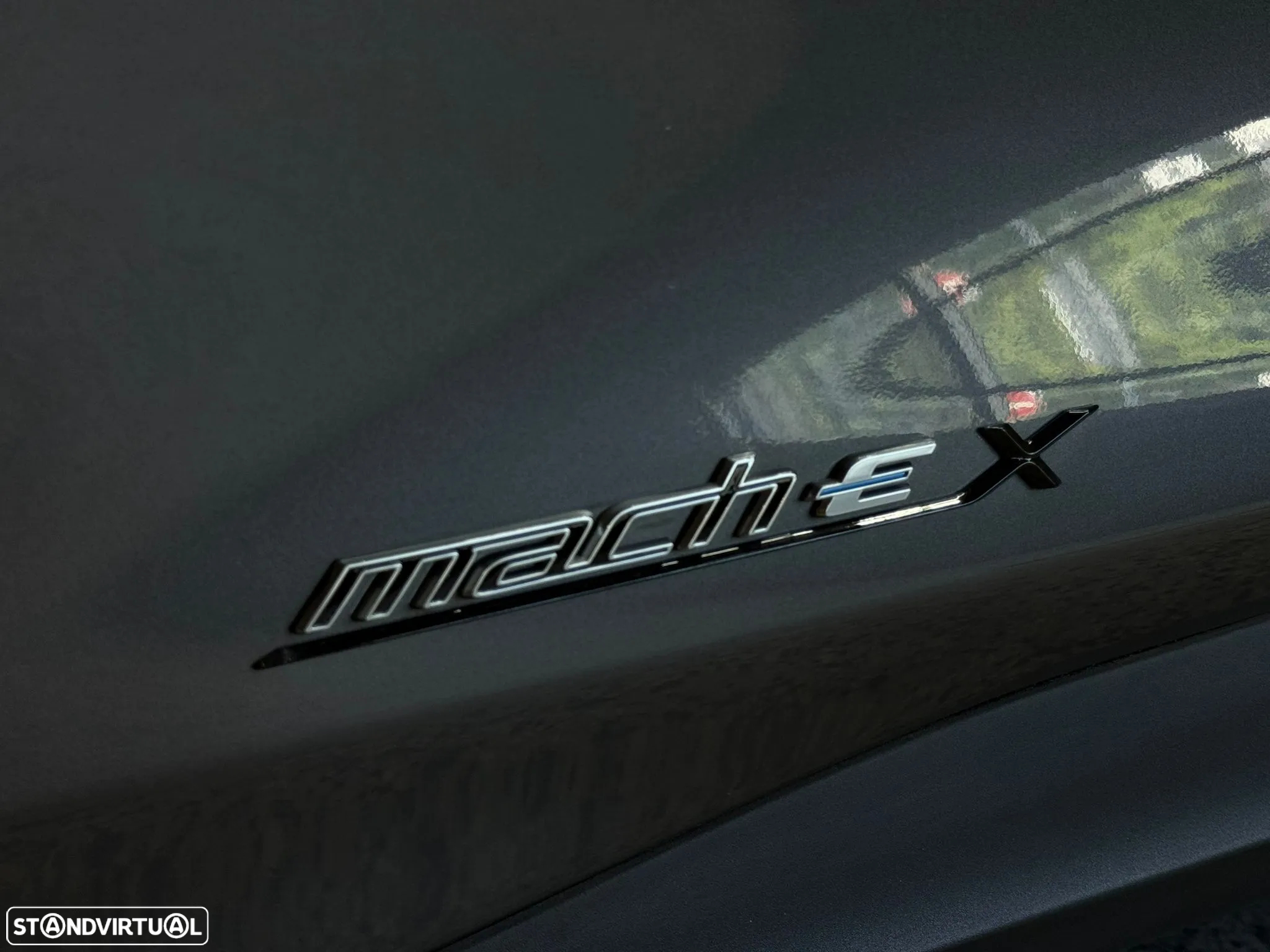 Ford Mustang Mach-E Standard - 26