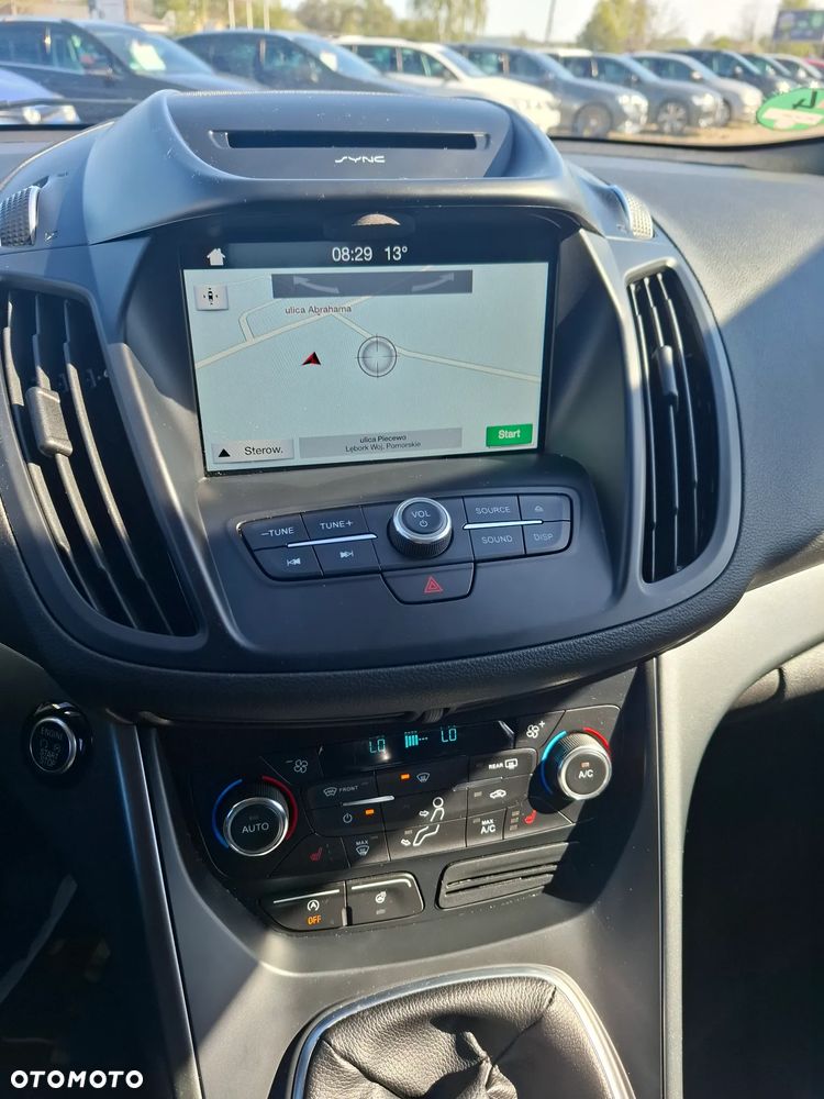 Ford Kuga 1.5 TDCi 2x4 Titanium - 34