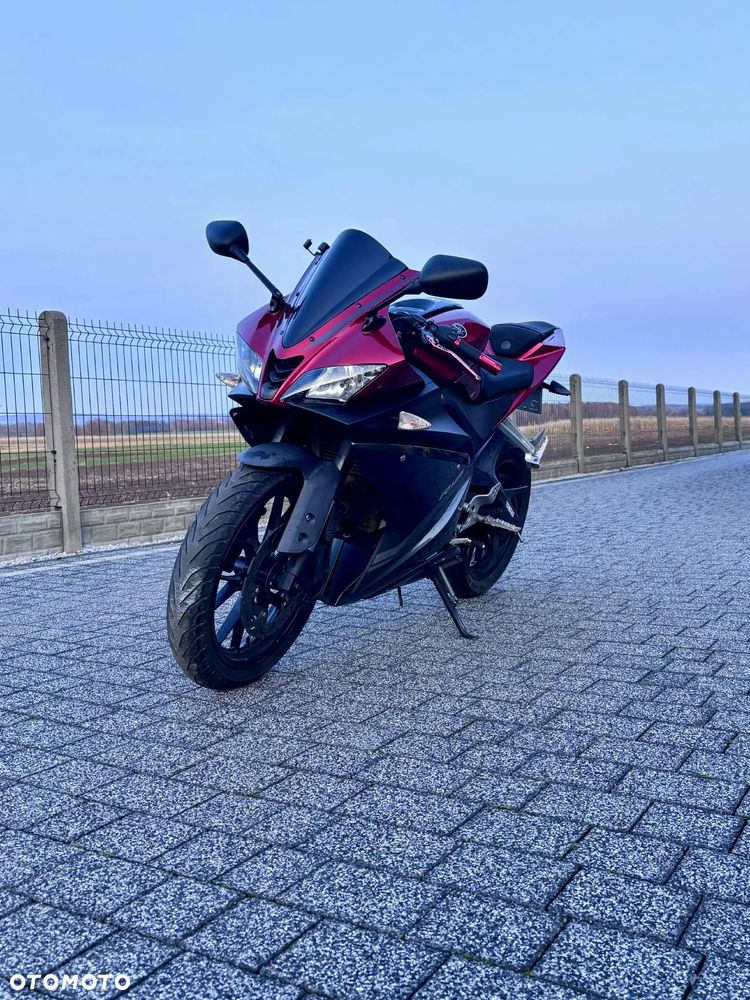 Yamaha YZF - 3