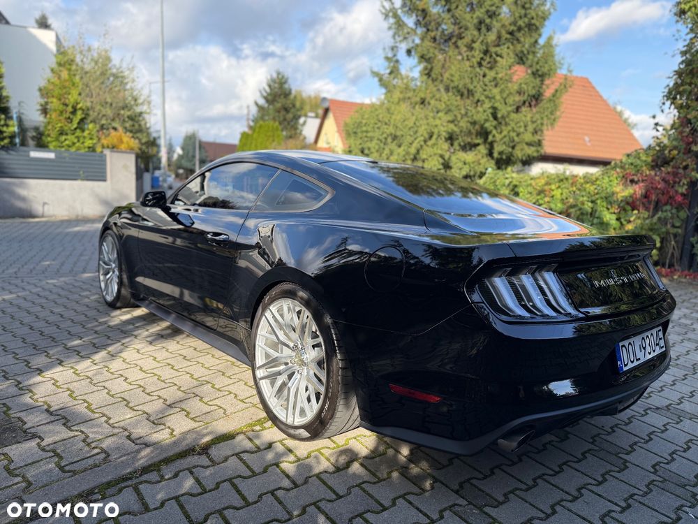 Ford Mustang - 7
