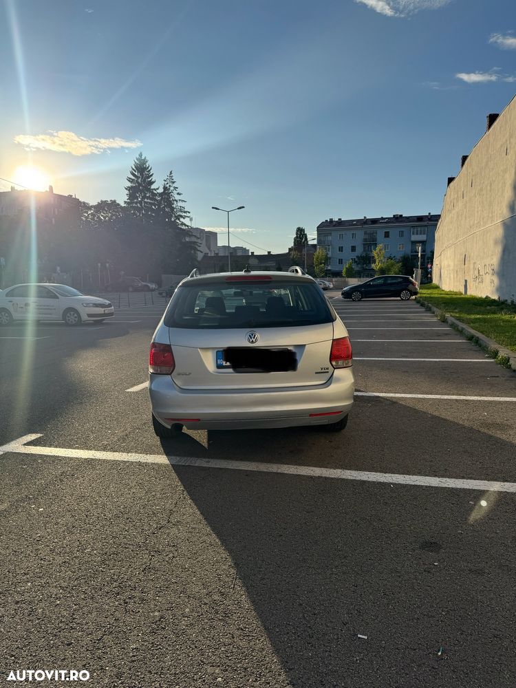 Volkswagen Golf - 4