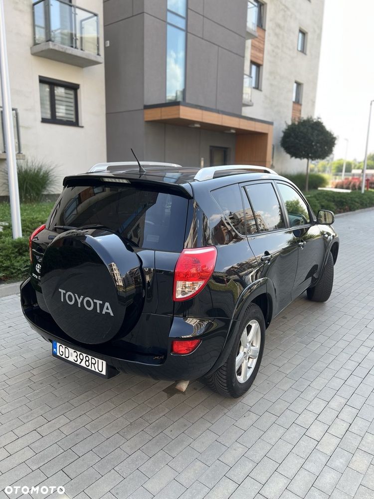 Toyota RAV4 2.0 VVT-i Premium - 3