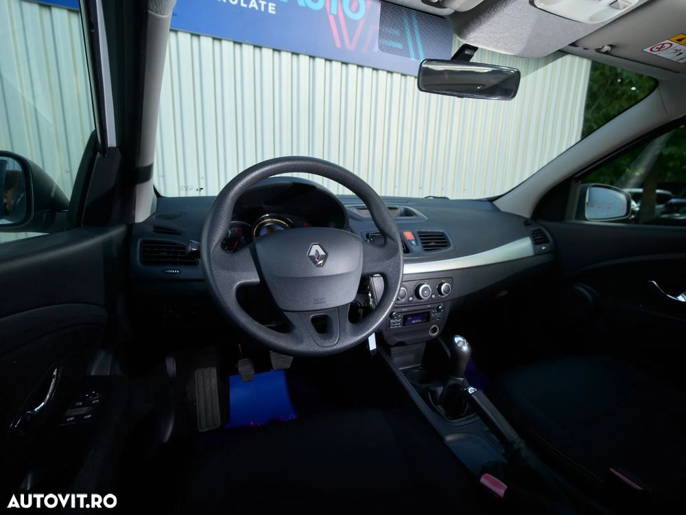 RENAULT Fluence 2016 — imagine 10