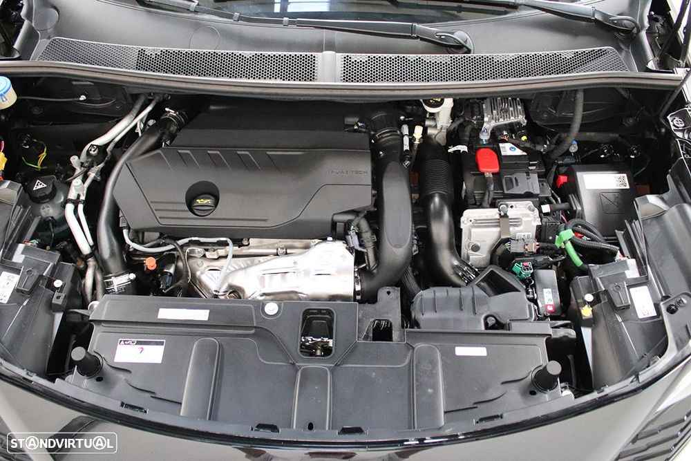 Peugeot 3008 1.6 Hybrid Allure e-EAT8 - 23