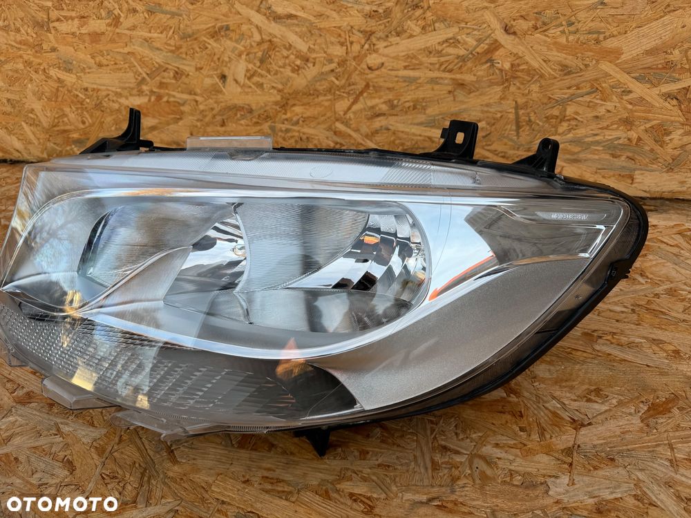 LAMPA REFLEKTOR PRZÓD PRZEDNIA PRAWA RH LEWA LH MERCEDES-BENZ SPRINTER W907 W910 ZWYKŁA KOMPLET A9109060000 A9109060100 ORYGINAŁ - 11