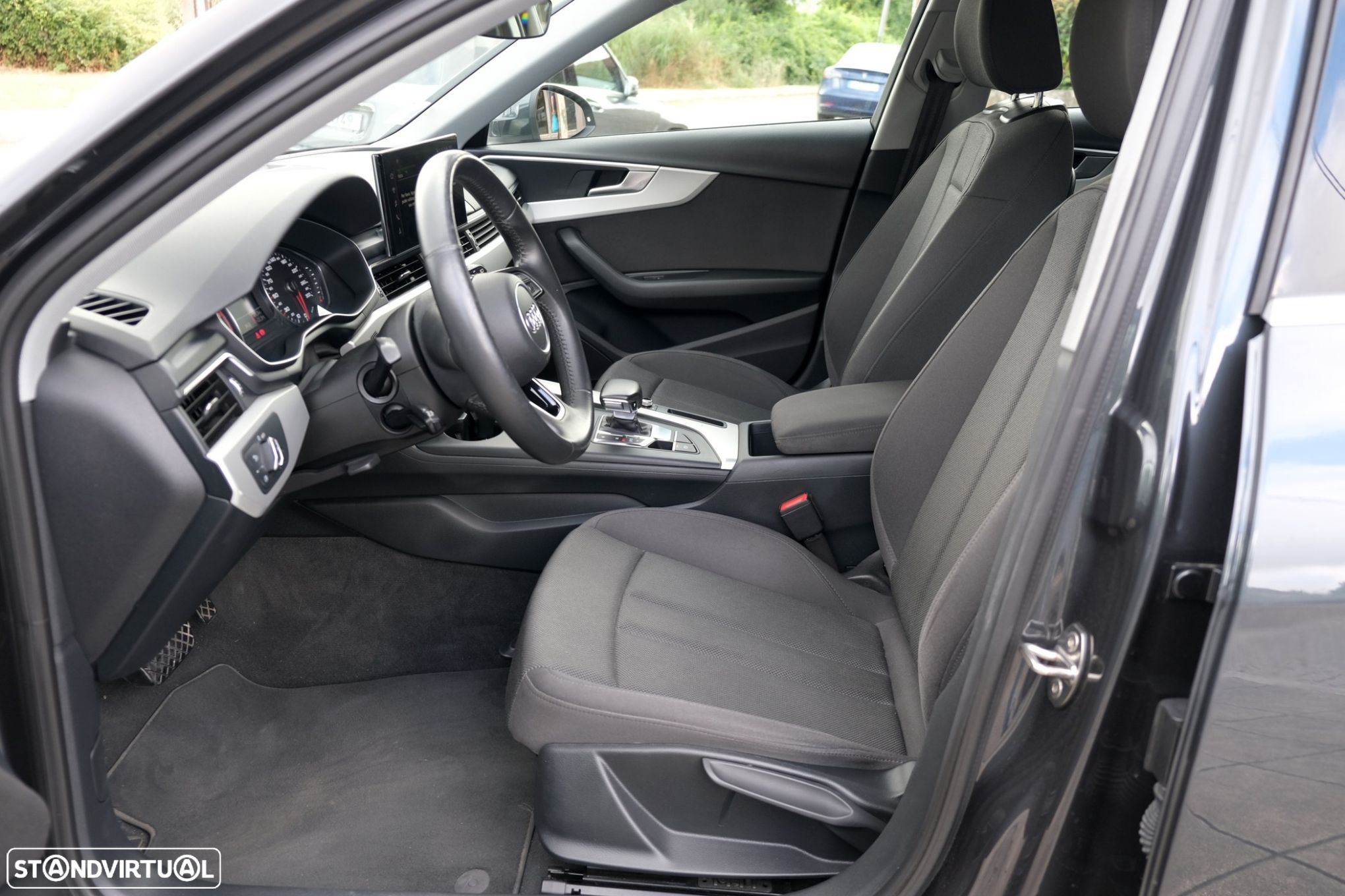 Audi A4 Avant 35 TDI Advanced S tronic - 13