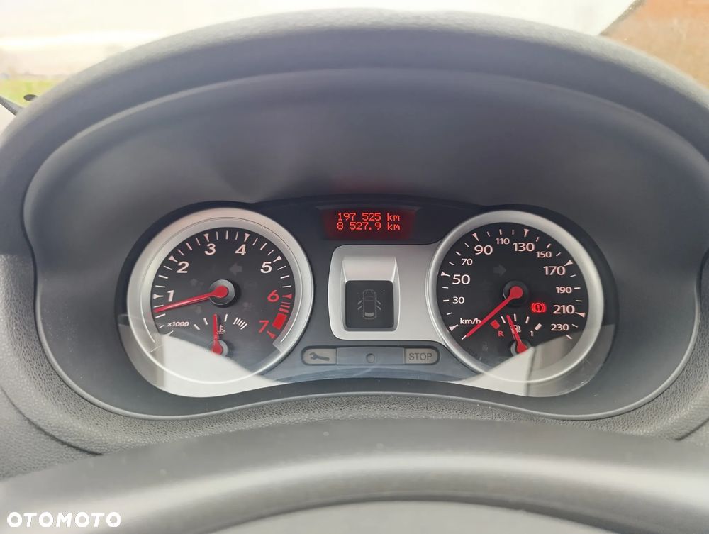 Renault Clio 1.2 16V Tech Run - 17