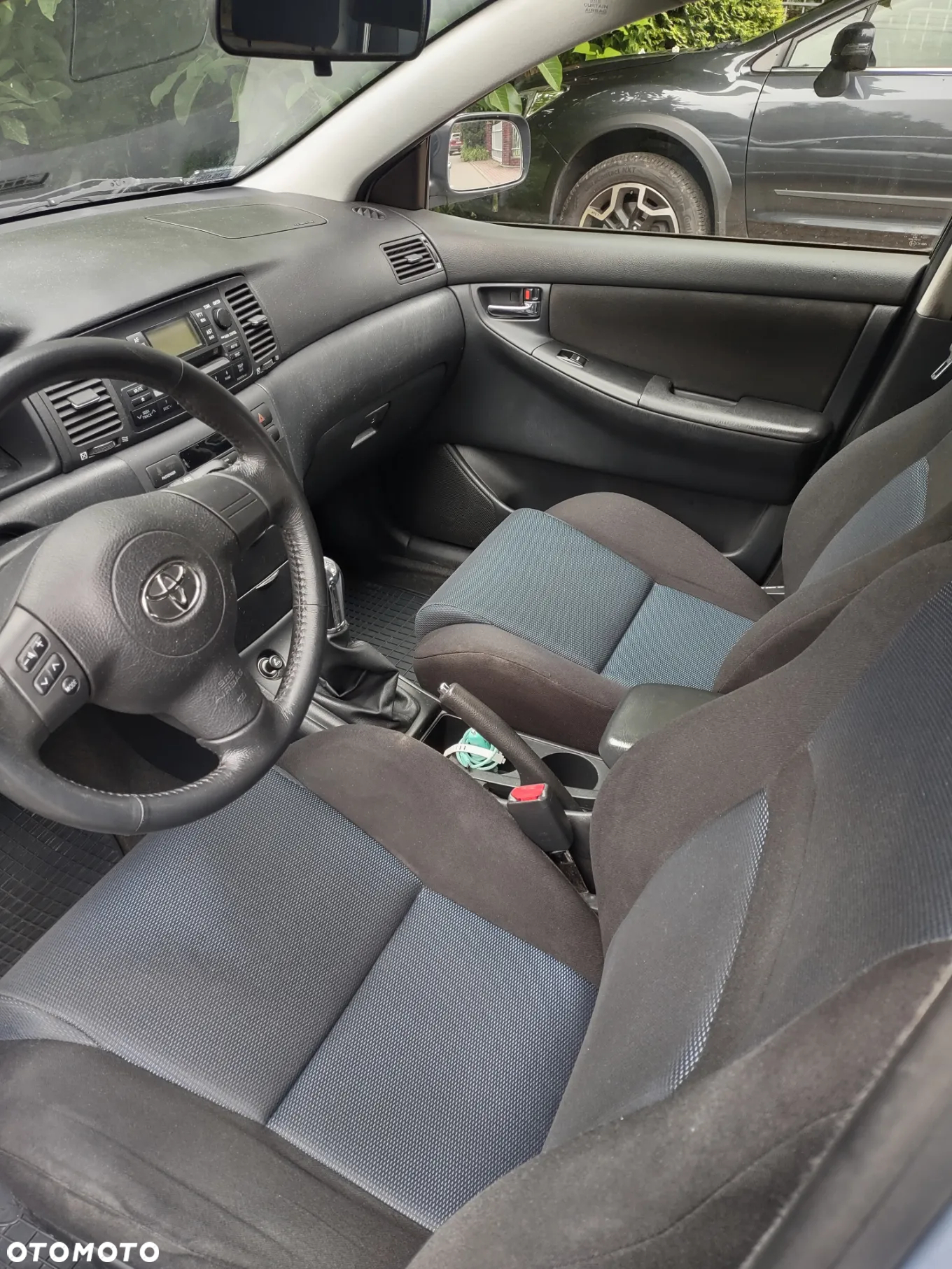 Toyota Corolla - 13