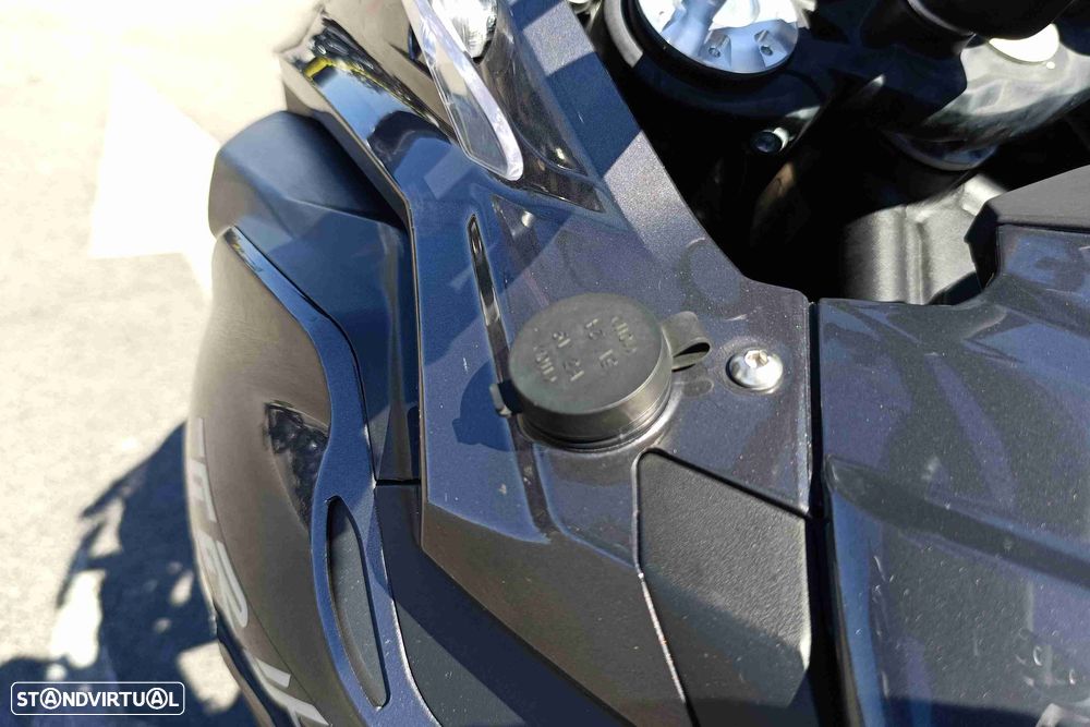 Benelli TRK 502 - 13