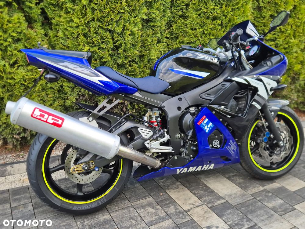 Yamaha R6 - 3