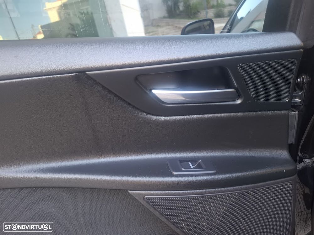 Jaguar XE 2.0 D Prestige Aut. - 34