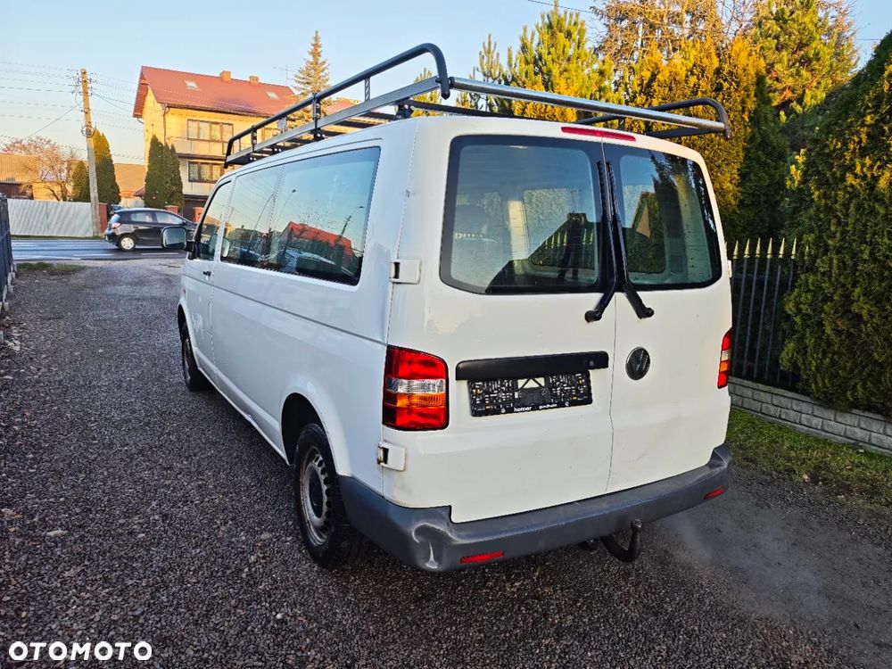 Volkswagen Transporter Shuttle Lang - 2