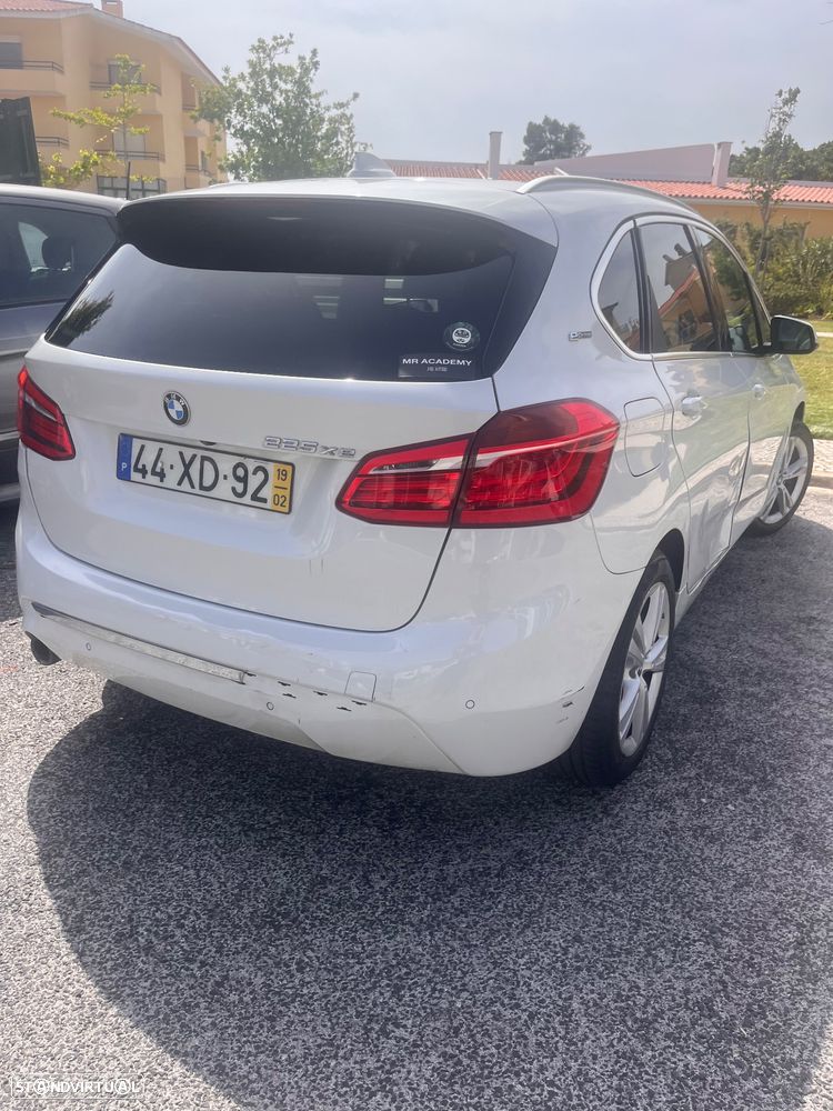 BMW 225xe Active Tourer Line Sport - 4