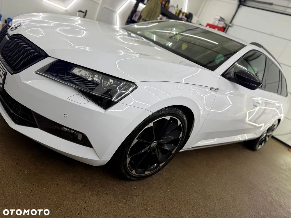 Skoda Superb 2.0 TDI 4x4 Sportline DSG - 19