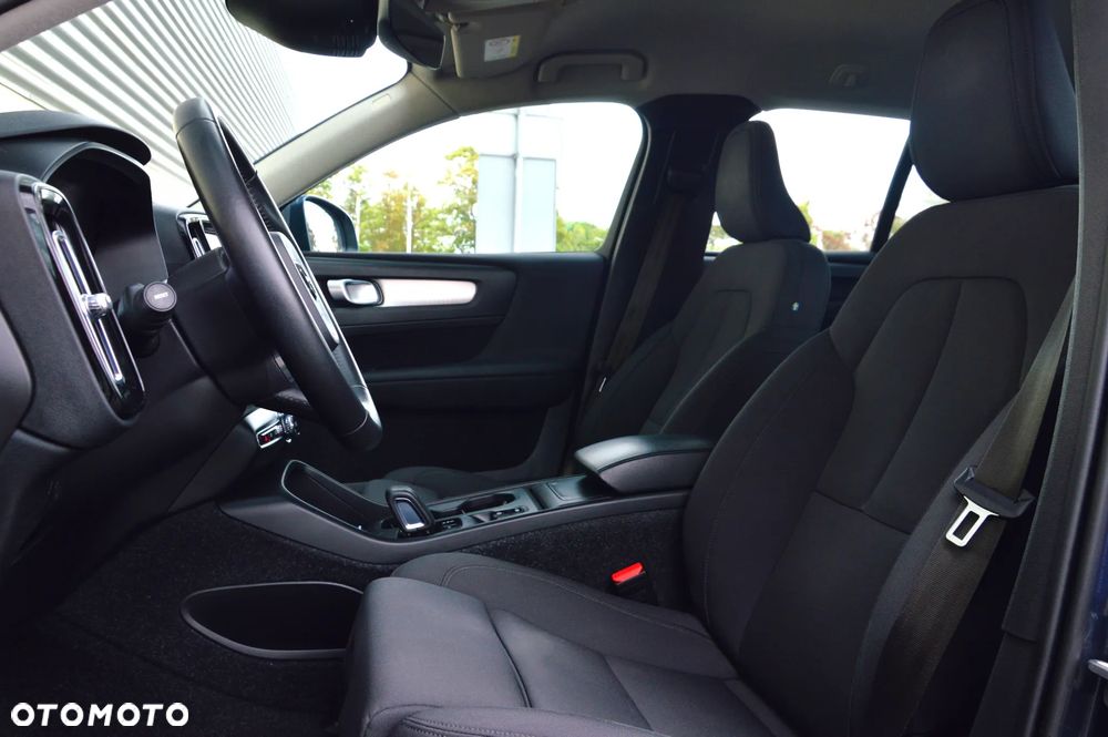 Volvo XC 40 T4 AWD Momentum Pro - 13