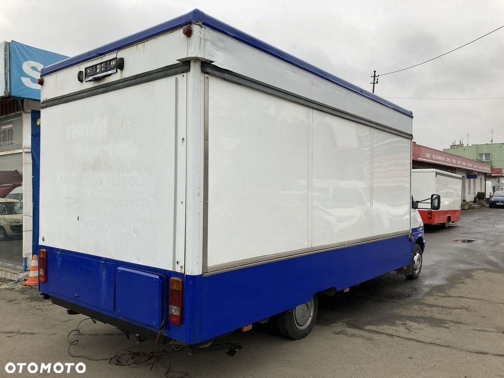 Mercedes-Benz Sprinter - 40