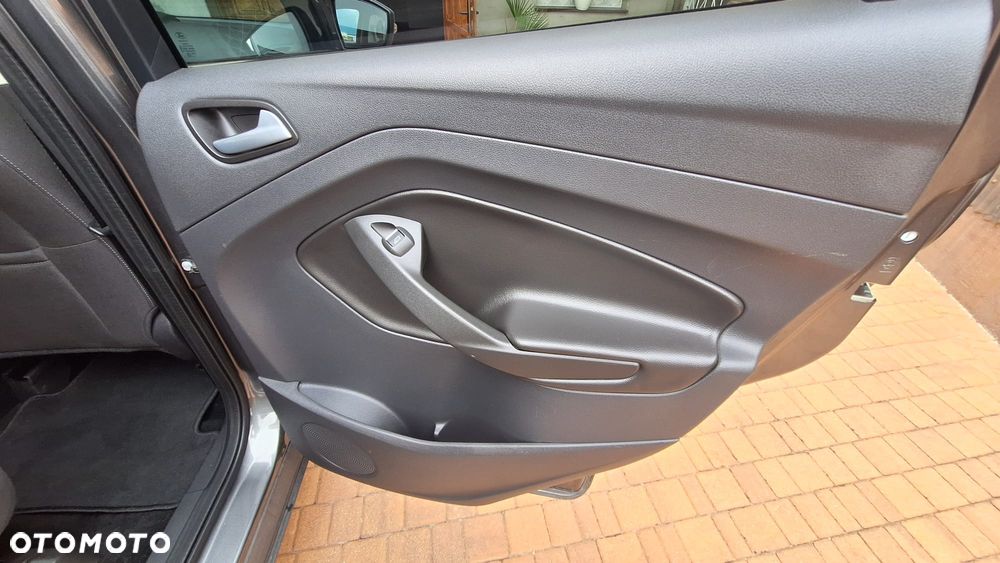 Ford Kuga 2.0 TDCi 2x4 Trend - 5