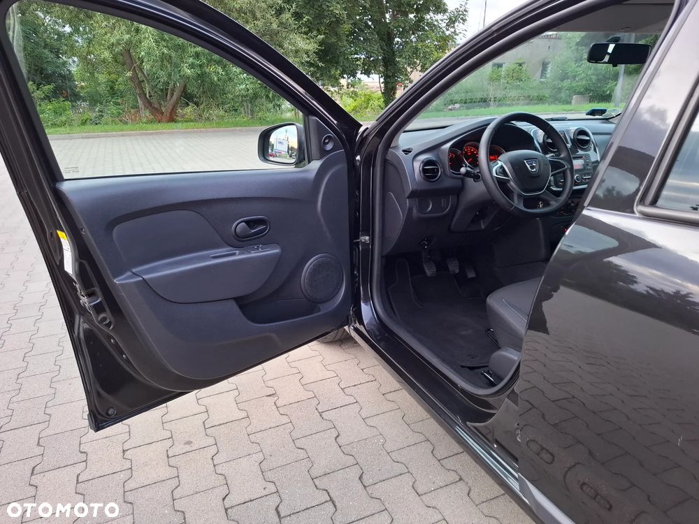 Dacia Logan 1.2 16V 75 Laureate - 17