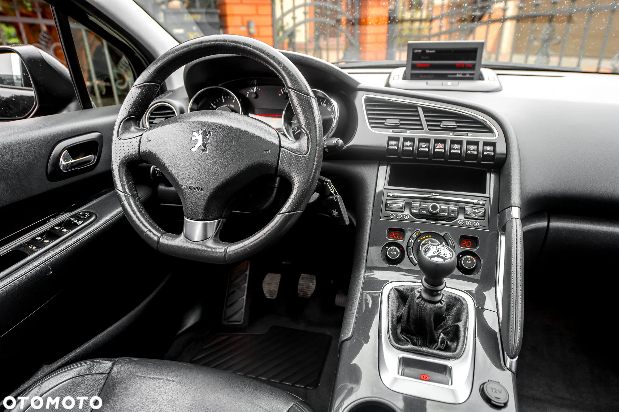 Peugeot 3008 1.6 Premium+ - 24