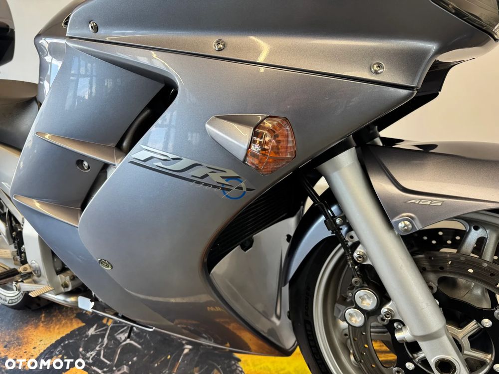 Yamaha FJR - 9
