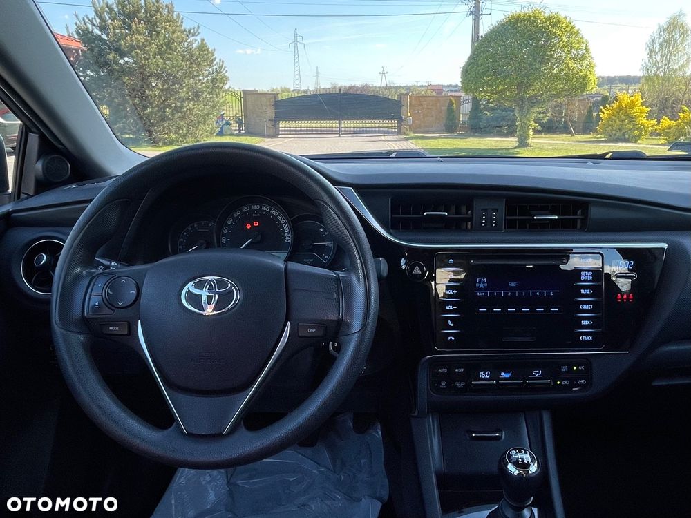Toyota Auris - 7