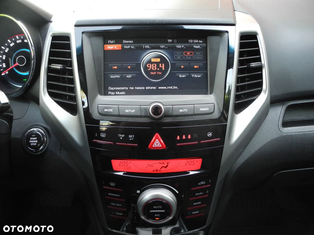 SsangYong/KGM Tivoli - 11