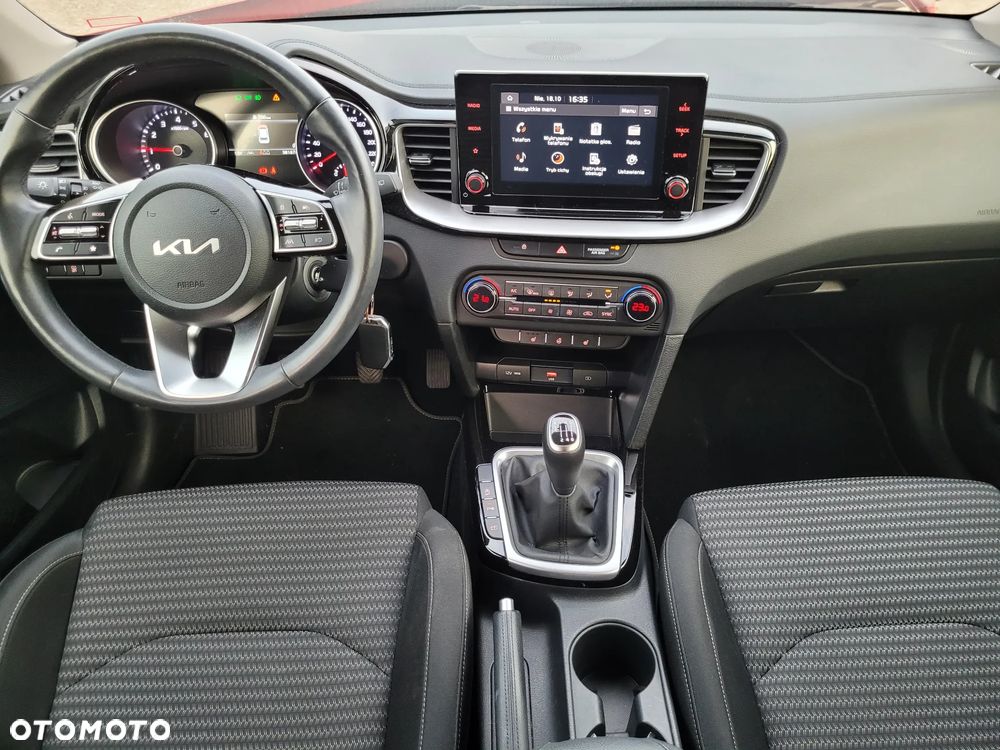 Kia Ceed 2022 photo 5